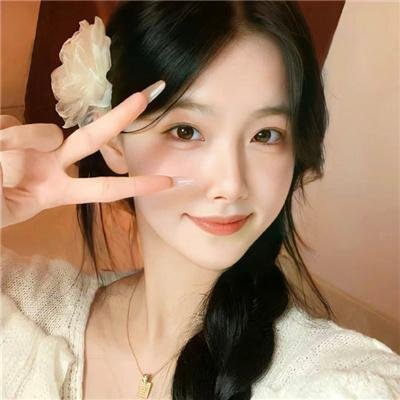 明星阿尔芭·罗尔瓦赫尔 